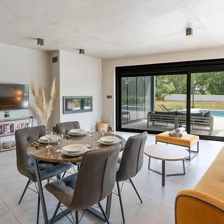 Fran Prázdninový dům *